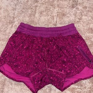 Lulu lemon hotty hot shorts